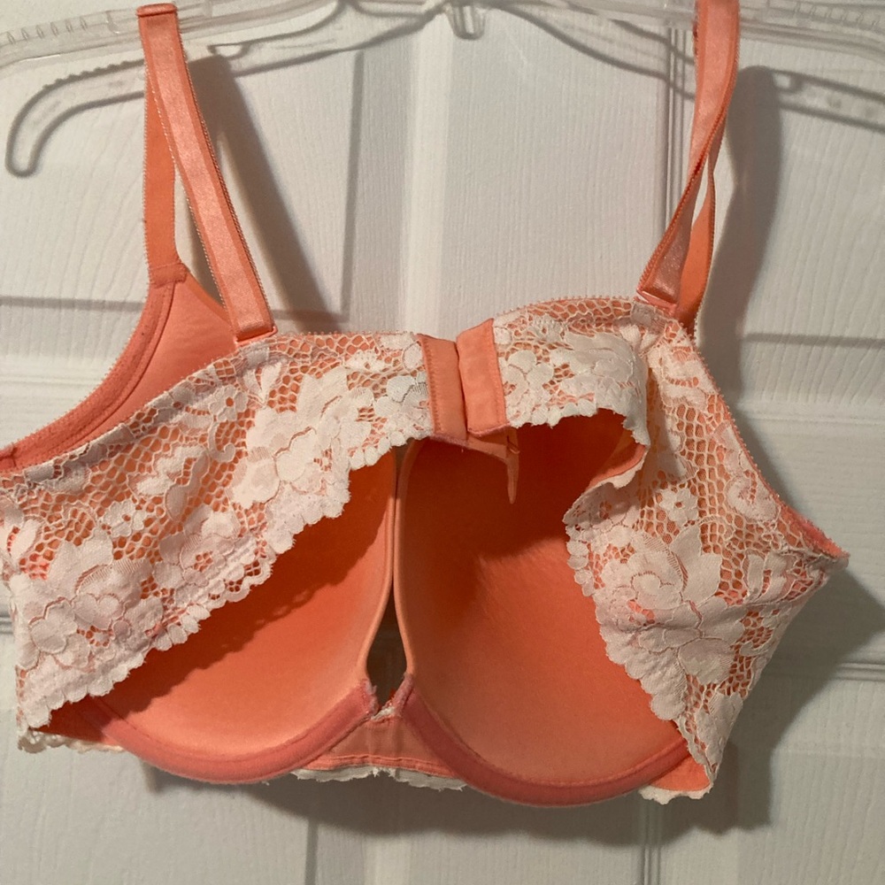 38 DD Torrid Bra - Picture 2 of 3